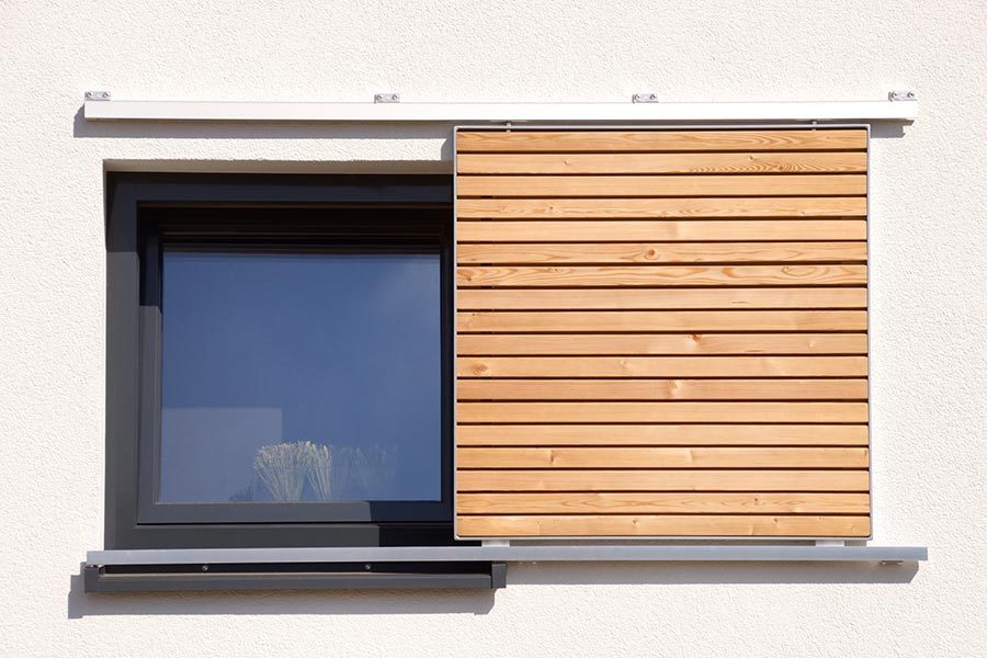 Fensterläden bei Holzbau Kaiser